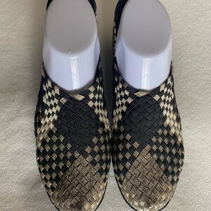 Bernie Mev woven wedge shoes